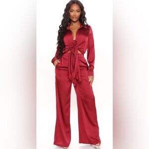 Elegant Burgundy Women's Jumpsuit